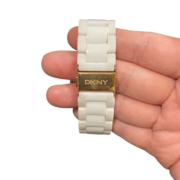 DKNY Women\'s Chronograph Chambers Rose Gold White Ceramic Bracelet Watch NY 2225 main image 8